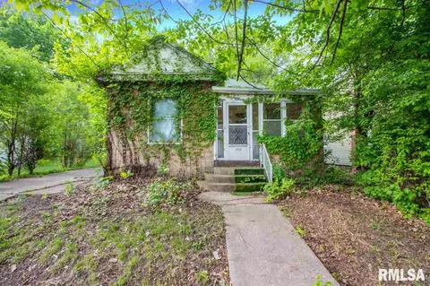 412 E Thrush Ave, Peoria, IL 61603 photo 1