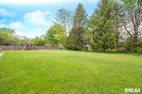 35 Maple Ridge Dr, Morton, IL 61550 photo 31