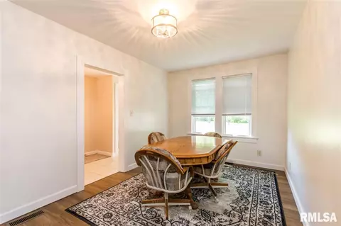 203 N Rolla St, Eureka, IL 61530 photo 7
