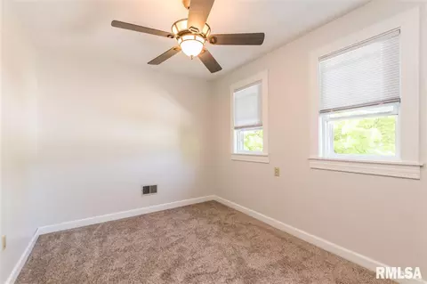 203 N Rolla St, Eureka, IL 61530 photo 19