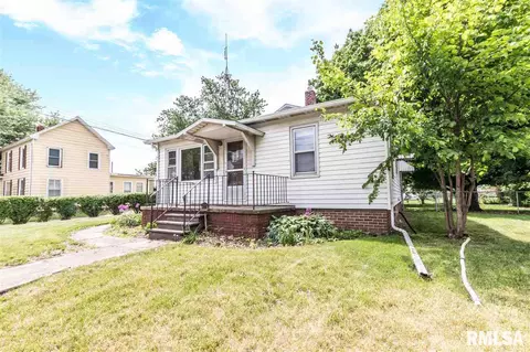 131 E Main St, Cuba, IL 61427 photo 2
