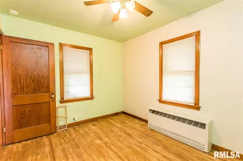 131 E Main St, Cuba, IL 61427 photo 21