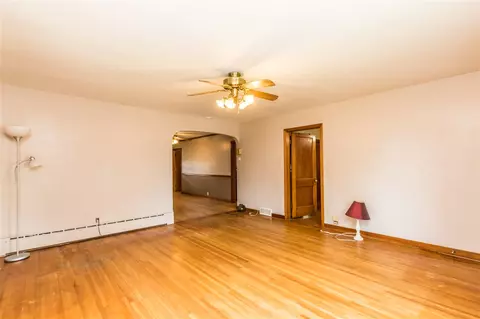 131 E Main St, Cuba, IL 61427 photo 6