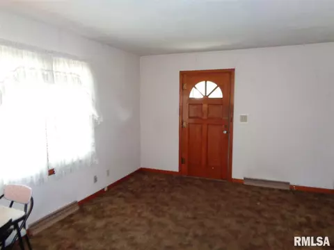 508 Jackson St, Washington, IL 61571 photo 5