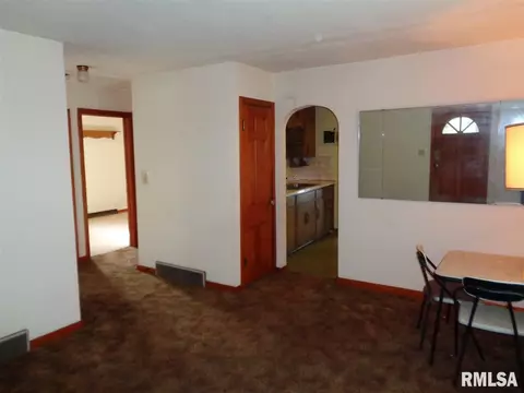 508 Jackson St, Washington, IL 61571 photo 6
