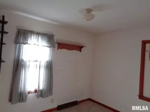 508 Jackson St, Washington, IL 61571 photo 10