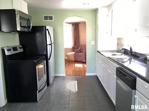 320 Edgewood St, Morton, IL 61550 photo 9
