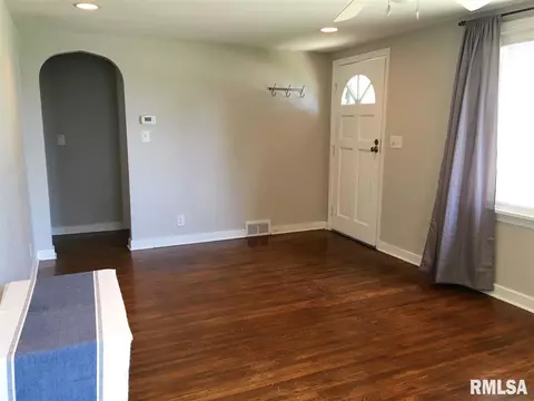 320 Edgewood St, Morton, IL 61550 photo 5