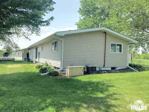 1065 Knox Rd 1350 E Rd, Gilson, IL 61436 photo 3