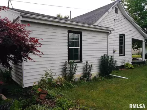 521 E Pne, Canton, IL 61520 photo 12