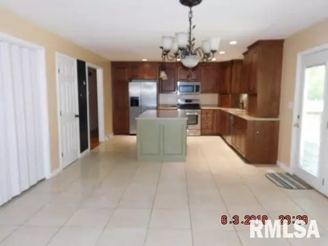 1605 Upper Spring Bay Rd, Metamora, IL 61548 photo 15