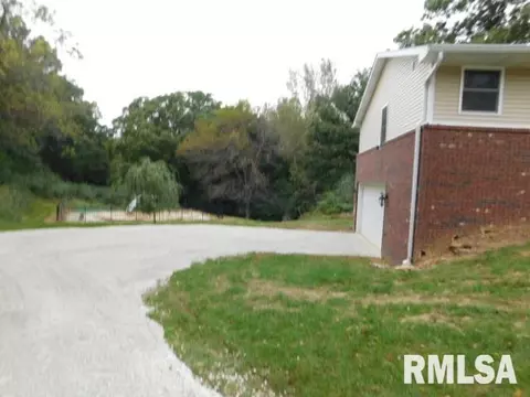 1605 Upper Spring Bay Rd, Metamora, IL 61548 photo 5
