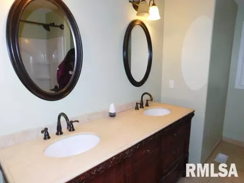 1605 Upper Spring Bay Rd, Metamora, IL 61548 photo 21