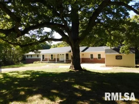 1605 Upper Spring Bay Rd, Metamora, IL 61548 photo 3
