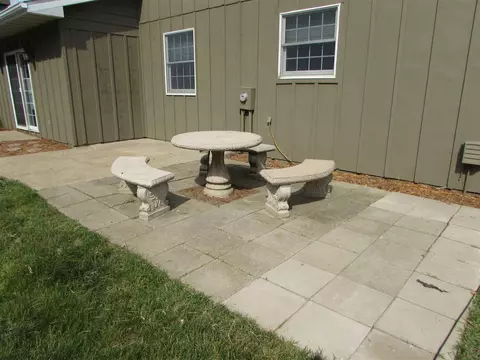 310 Crestview Dr, Metamora, IL 61548 photo 27