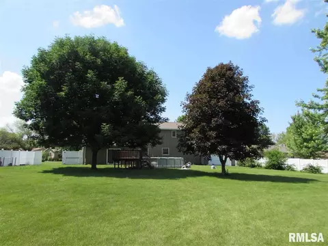 310 Crestview Dr, Metamora, IL 61548 photo 30
