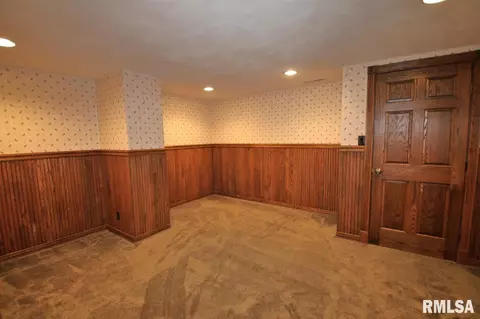 1130 E Sycamore, Canton, IL 61520 photo 19