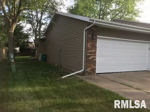 1307 Thomas, Macomb, IL 61455 photo 26