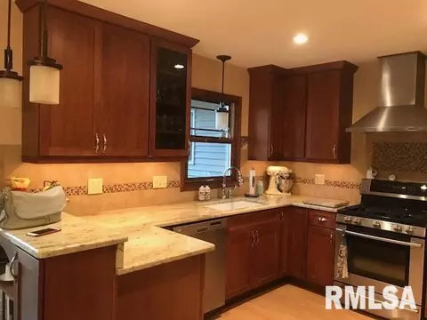 1307 Thomas, Macomb, IL 61455 photo 7