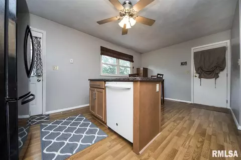 1506 Golfview, Washington, IL 61571 photo 9