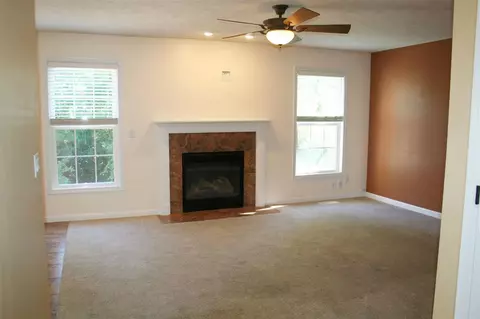 107 W Copperfield Dr, Dunlap, IL 61525 photo 7