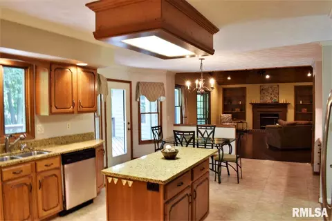 12636 N Fillyside Dr, Dunlap, IL 61525 photo 6