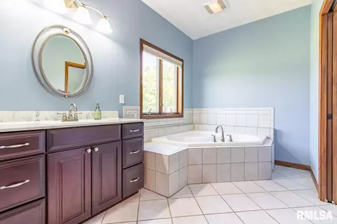 8307 W Fawn Rdg, Mapleton, IL 61547 photo 18