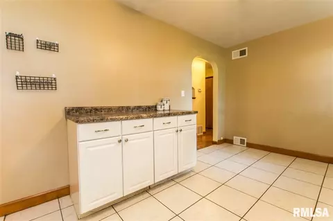 114 W Bertram St, Metamora, IL 61548 photo 14