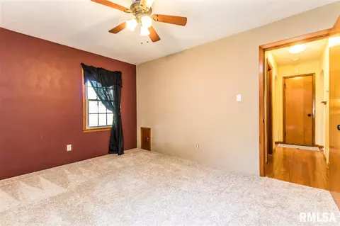 114 W Bertram St, Metamora, IL 61548 photo 16