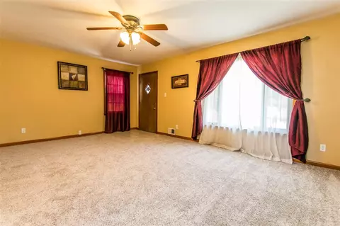 114 W Bertram St, Metamora, IL 61548 photo 7