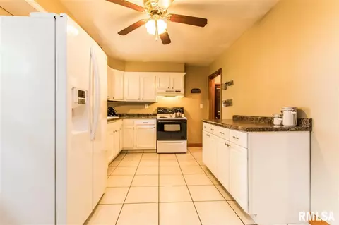 114 W Bertram St, Metamora, IL 61548 photo 12