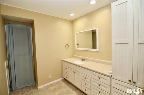 328 E Glendale, Manito, IL 61546 photo 18