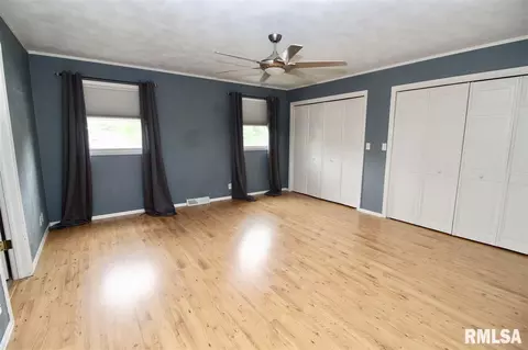 328 E Glendale, Manito, IL 61546 photo 23