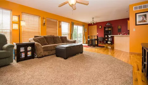 103 Seth Ct, Germantown Hills, IL 61548 photo 5
