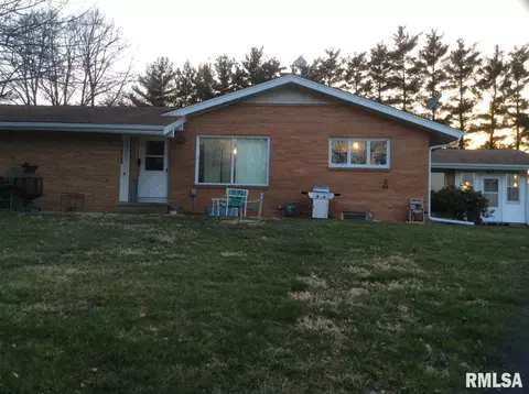 414 E Main St, Industry, IL 61440 photo 20