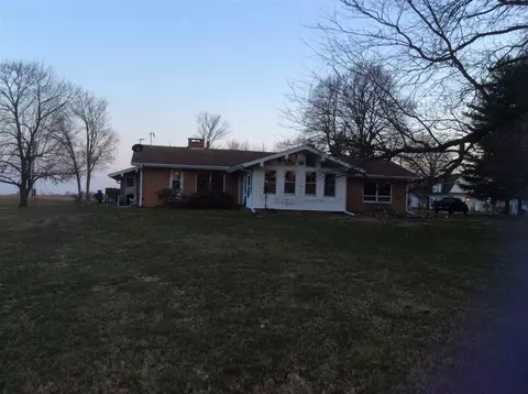 414 E Main St, Industry, IL 61440 photo 21