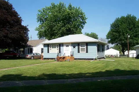 239 Haffner Blvd, Canton, IL 61520 photo 2