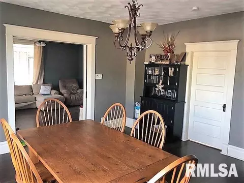 1063 E Chestnut, Canton, IL 61520 photo 10