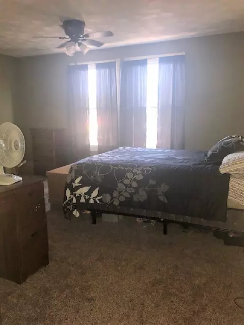 1063 E Chestnut, Canton, IL 61520 photo 21