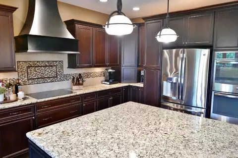 1 Bishops Ct, Washington, IL 61571 photo 10