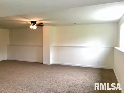 2117 Lexi Dr, Eureka, IL 61530 photo 25