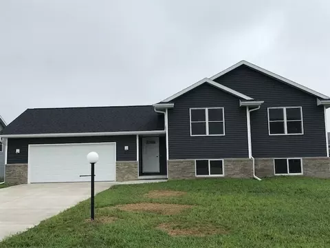 2117 Lexi Dr, Eureka, IL 61530 photo 1