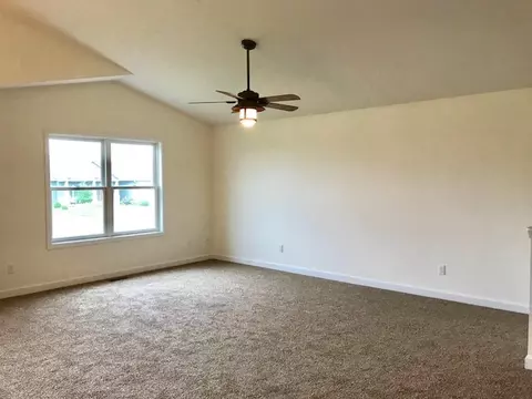 2117 Lexi Dr, Eureka, IL 61530 photo 4