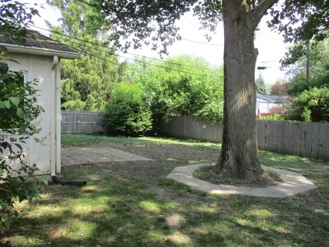 403 Alden Dr, Normal, IL 61761 photo 13