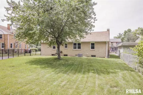 417 E Monroe St, Morton, IL 61550 photo 4