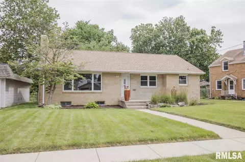 417 E Monroe St, Morton, IL 61550 photo 1
