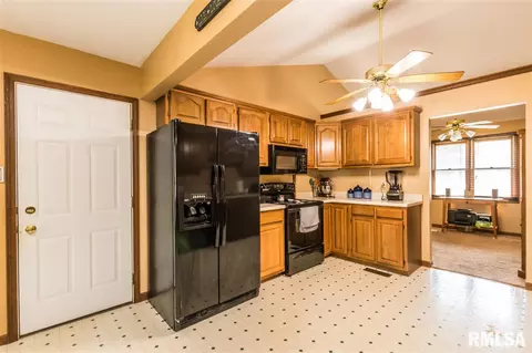 4510 S Tewkesbury Ct, Mapleton, IL 61547 photo 9