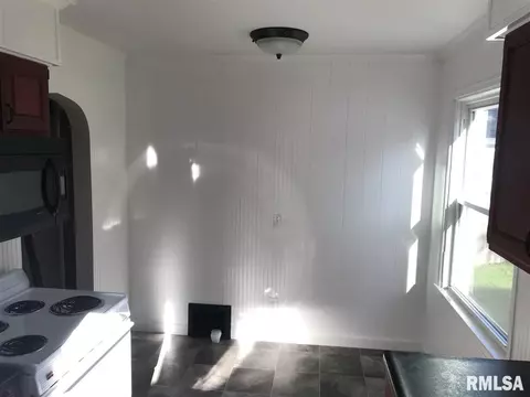 1003 Eldridge St, Washington, IL 61571 photo 5