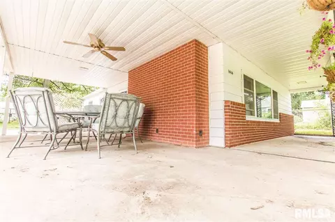 1414 Everett Dr, Pekin, IL 61554 photo 32