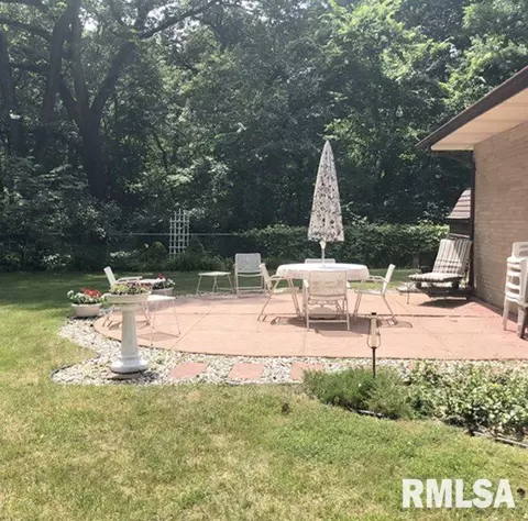 232 E Lyndale Rd, Peoria, IL 61614 photo 19